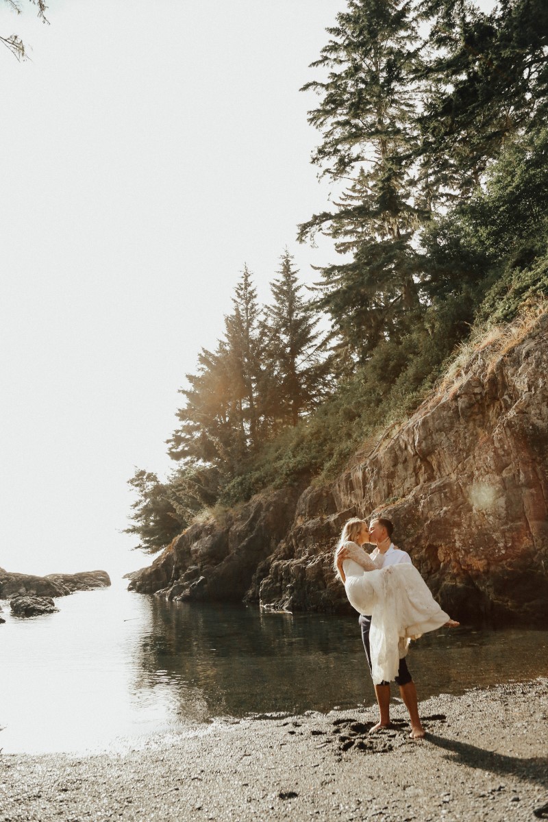 The After Wedding Session West Coast Weddings Magazine Vancouver Island