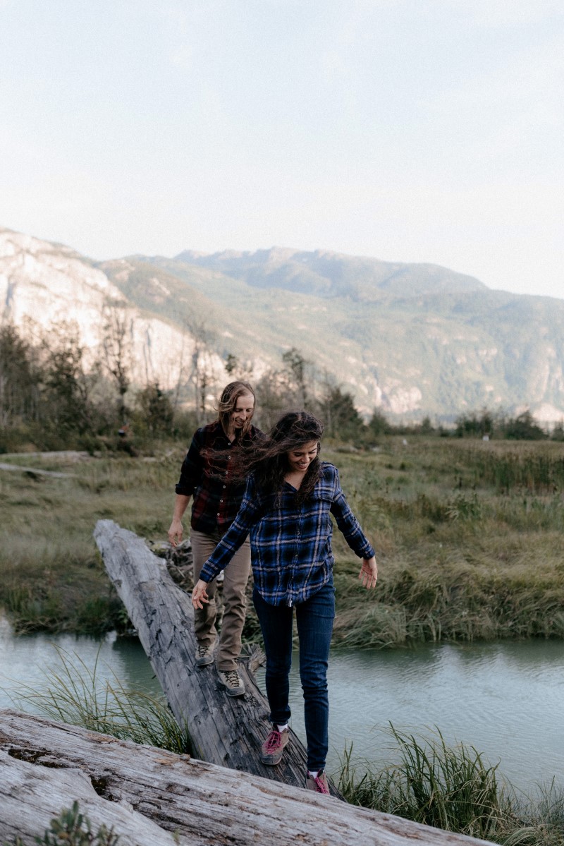 Squamish Engagement Session Kiss by Hennygraphy Vancouver Wedding Magazine