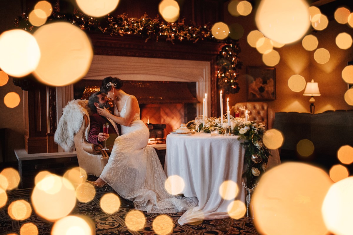 A Glamorous Hoiday Wedding at Christmas by Tasha Cline Photography of Vancouver Island