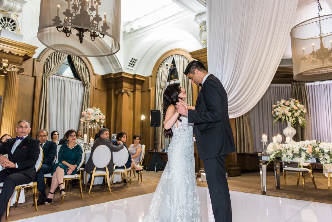 Newlyweds first dance at Vancouver Club by Fleur de Lis Events