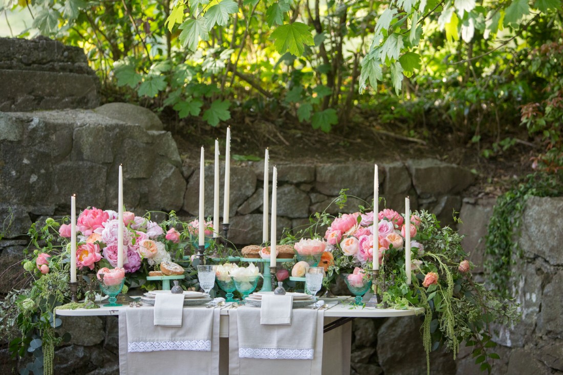 Spring Romance Wedding Inspo Table Decor