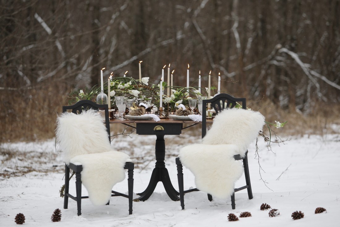 Outdoor Winter Sweetheart antiuqe table and chairs with white faux fur