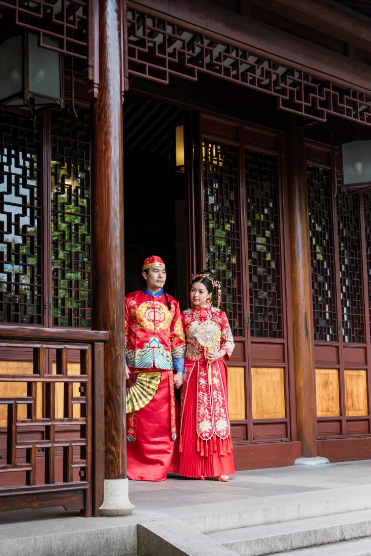 Chinese couple at Dr. Sun Yat-Sen Garden Vancouver