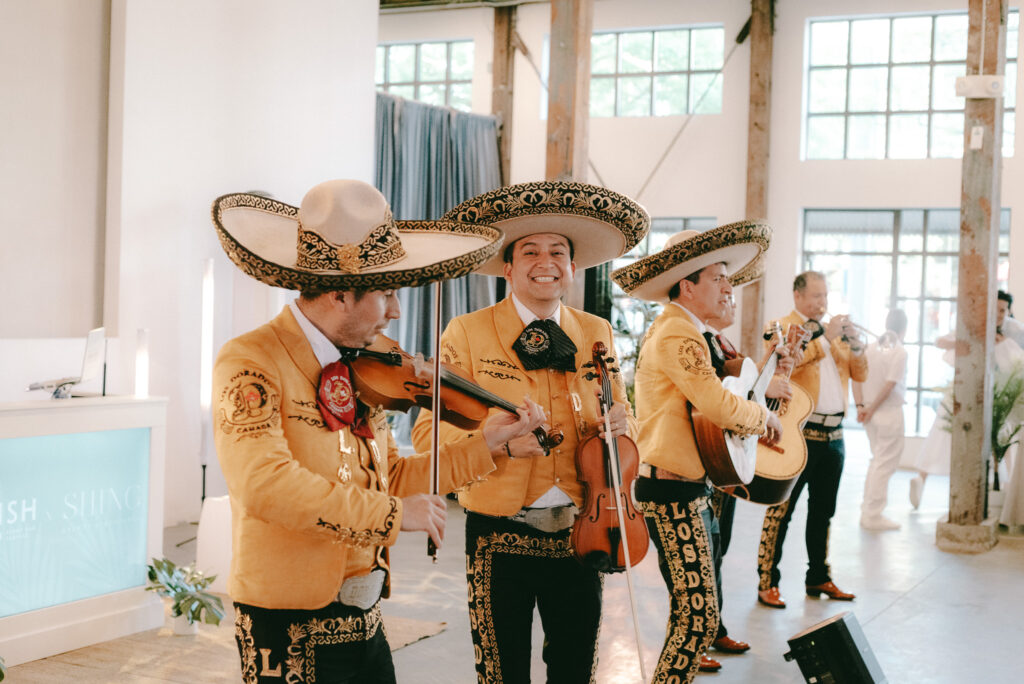 mariachi los dorados entertainment at mixer