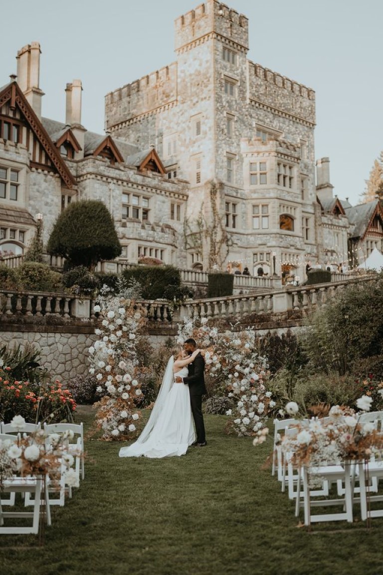 hatley castle wedding in the garden