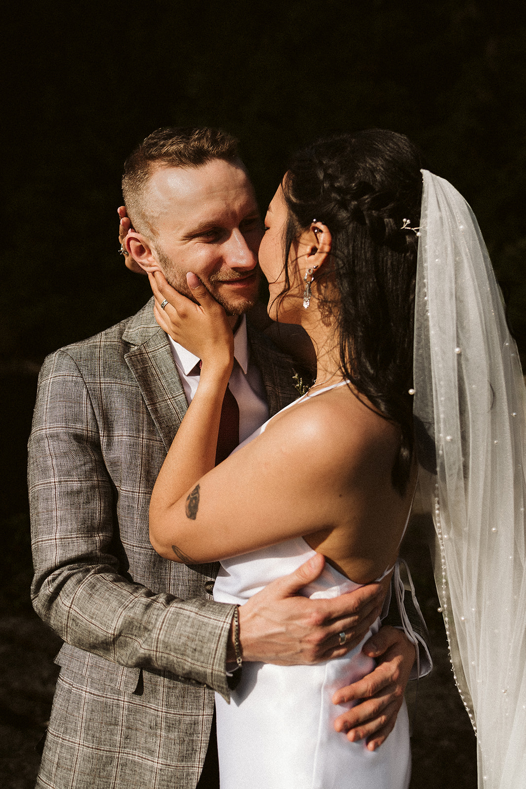 Intimate + Adventurous Lake Wedding couple