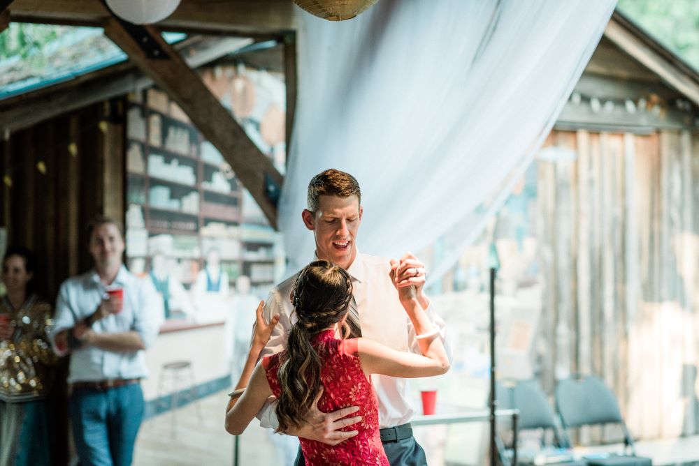 Newlyweds first dance at Heritage Acres