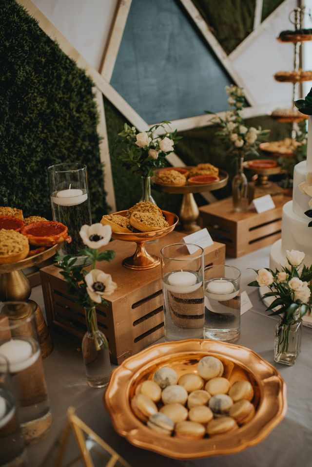 Wedding food with white anemones 