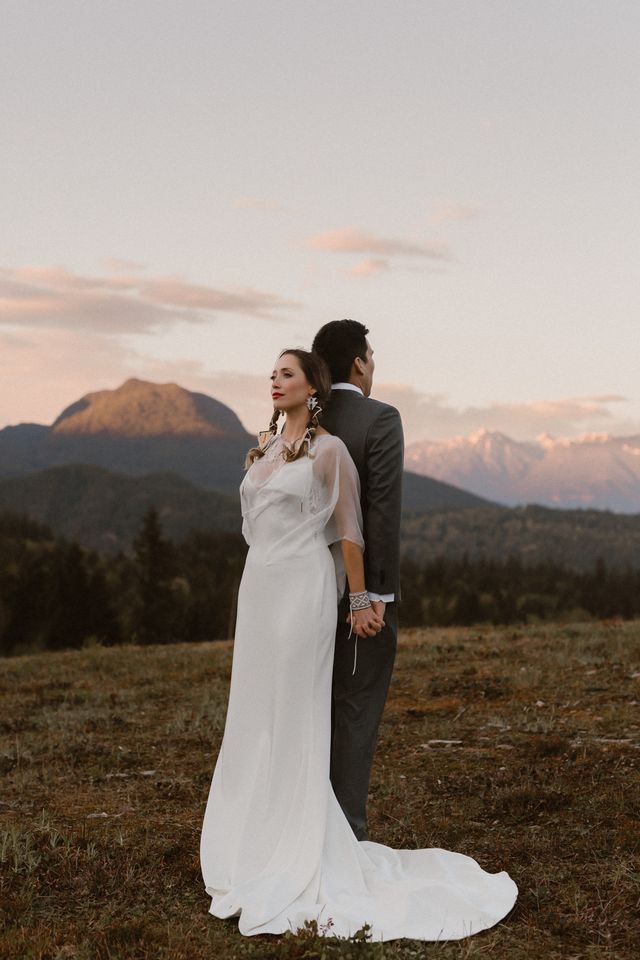 Elopement Indigenous styled couple in mountains