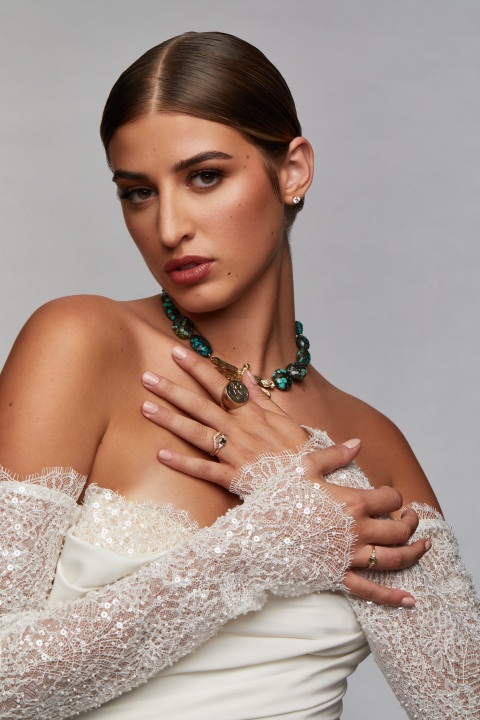 Bride in lace gown shows up bespoke jewelery by Jennifer Richter