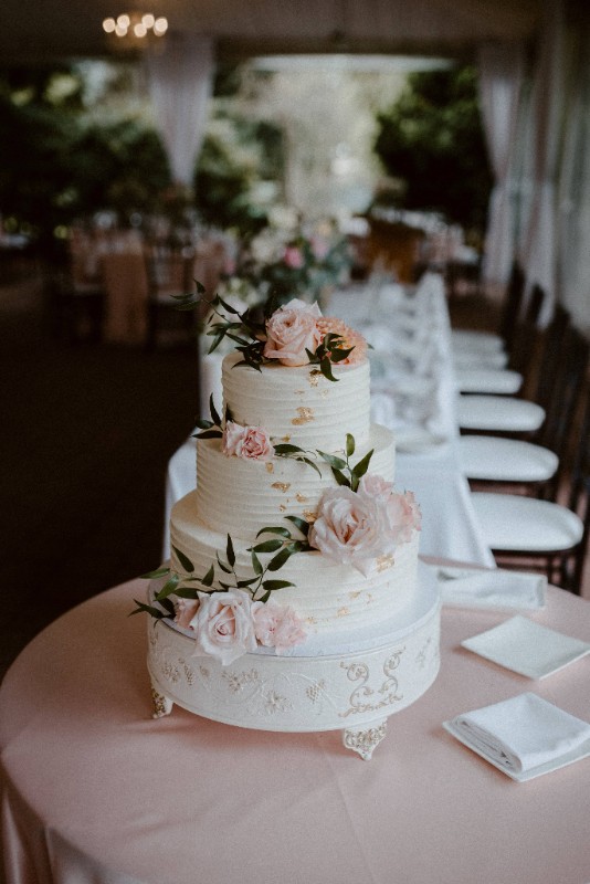 14888_unni_pastries_west_coast_weddings_2024-3