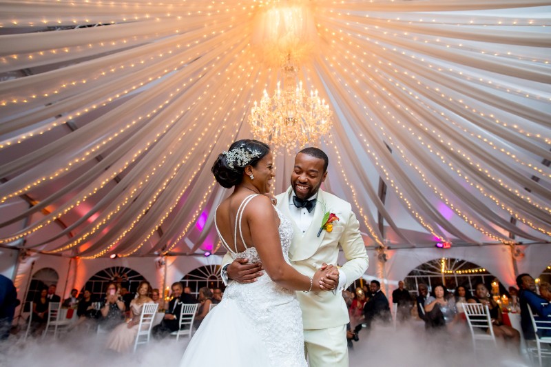 17260_1_first-dance-under-tended-ceiling-photo-by-adibe-photography (1)