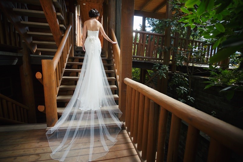 2471_The-Brides-Closet-by-Delgado-Photo